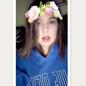 Meet your Posher, Danielle